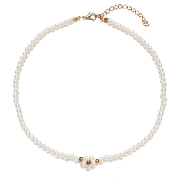 Women's Pearl Necklace With Alloy Love Pendant Geometric Pattern Highend Style