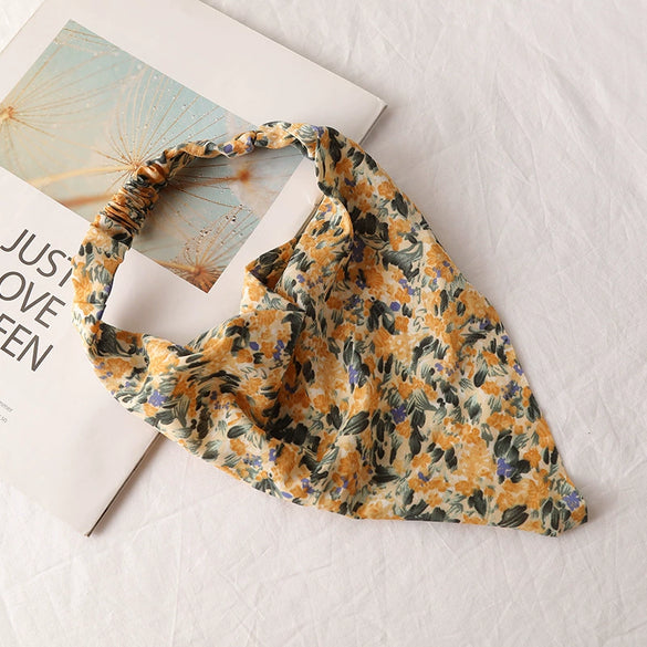 Women's Plaid Geometric Triangular Chiffon Headscarf Versatile Cloth Hair Accessory With Fashionable Tiedyed Design