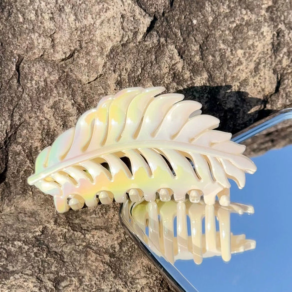 Women's Plastic And Resin Hair Clip With Butterfly And Egg Flower Design And Uv Plating