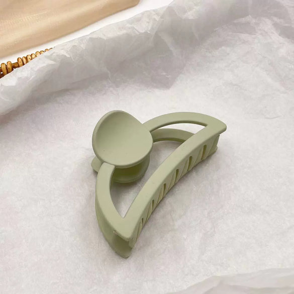 Women's Plastic And Resin Semiround Hollow Shark Hair Grab Clip With Baking Paint Finish