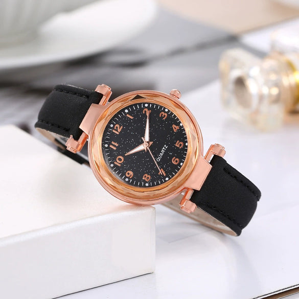 Women's Plastic Case Imitation Leather Belt Round Dial Quartz Watch With Frosted Belt And Silver Powder Diamond Design