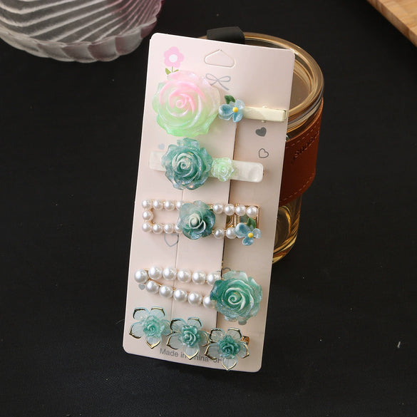 Women's Plastic Resin Handmade Sweet Flower Duckbill Clip Hair Accessory