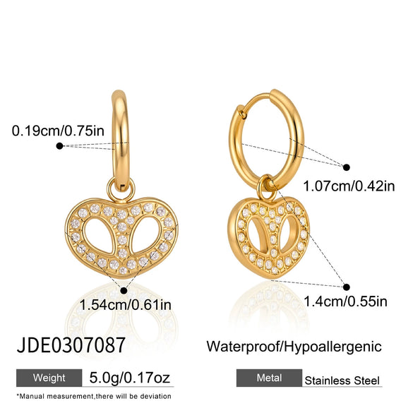 Women's Plated Stainless Steel Jewelry Set With Titanium Steel Pendant Heartshaped Pig And Bear Motifs Necklace Earrings Bracelet And Ring