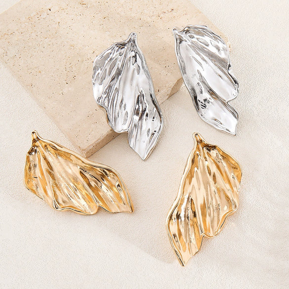 Women's Punk Fashion Elegant Metallic Geometric Ginkgo Leaf Electroplated Earrings