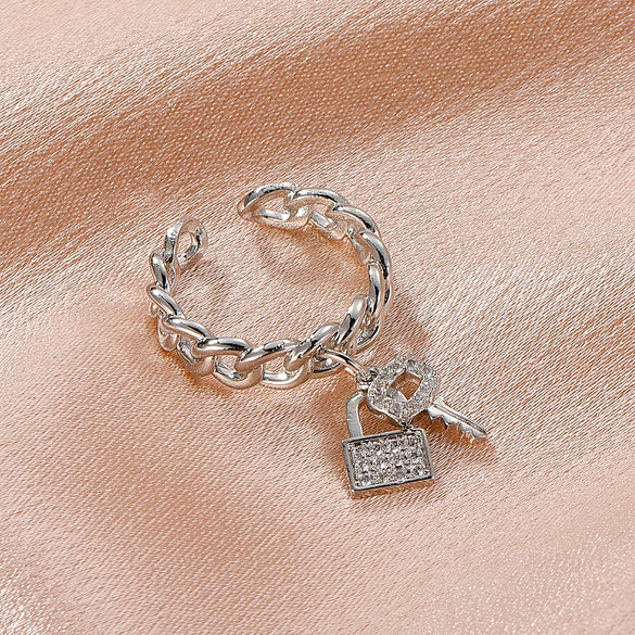 Women's Punk Style Thick Chain Lock Necklace With Microinlaid 3 Layer Lock Pendant Alloy Material Geometric Pattern Electroplating Treatment