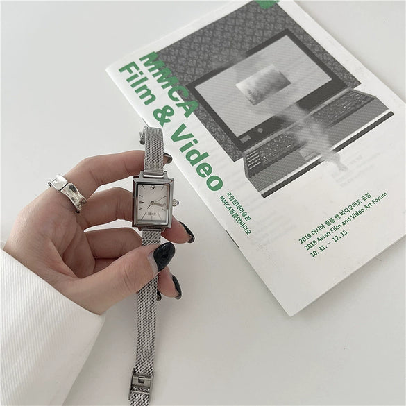 Women's Quartz Watch Alloy Case Simple Square Retro Style