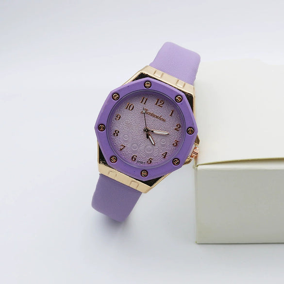 Women's Quartz Watch Leather Pu Alloy Mineral Strengthened Glass Mirror Rhombus Dial Leisure Style