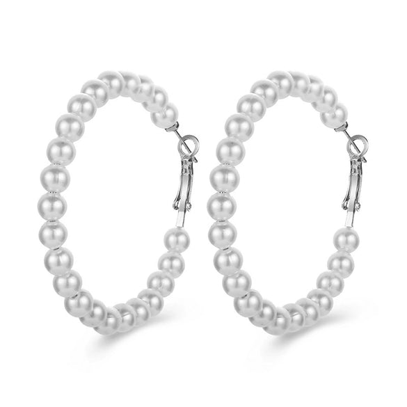 Women's Retro Artificial Pearl Earrings With Simple Letter Pattern And Creative Pendant Design