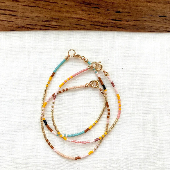 Women's Retro Bohemian Handwoven Glass Glaze Beaded Bracelet With Geometric Pattern