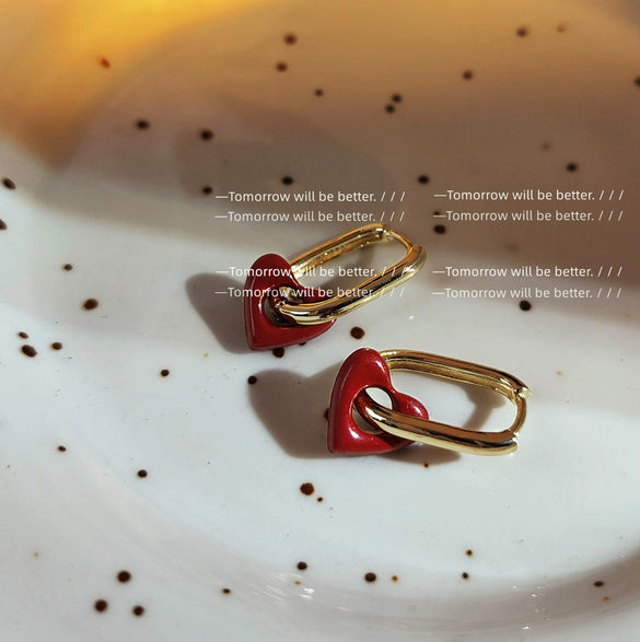 Women's Retro Copper Heart Earrings With White Lily And Red Love Motif Electroplated French Style Fashion Ear Buckle Jewelry