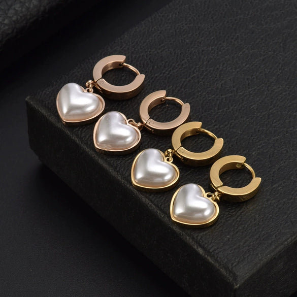 Women's Retro Elegant Exaggerated Heart Earrings Titanium Steel Metal Electroplated Statement Earrings