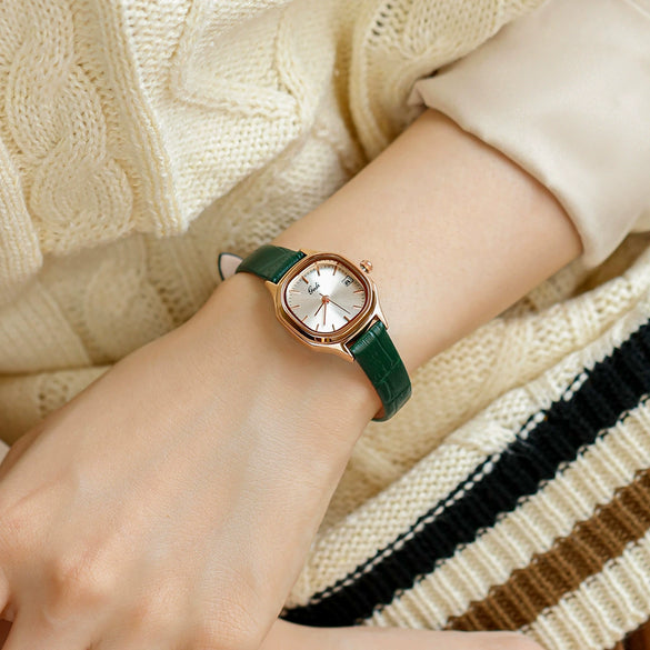 Women's Retro Fashion Alloy Case Pu Strap Square Dial Rose Gold Clasp Watch
