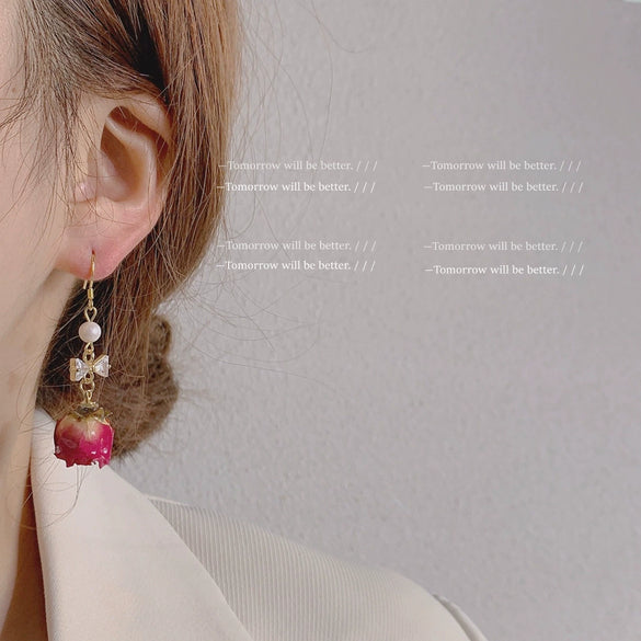 Women's Retro Flower Earrings With Copper Electroplated Handcrafted Dried Rose Design And Zircon Inlay Ear Jewelry