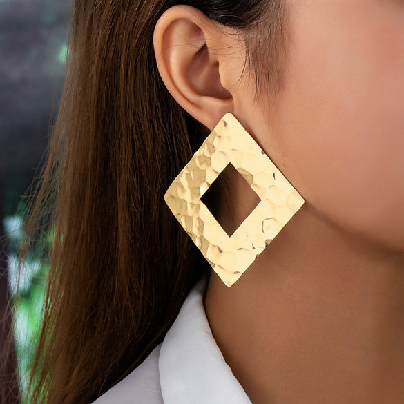 Women's Retro Geometric Irregular Embossed Alloy Earrings With Diamond Shape And Electroplated Finish