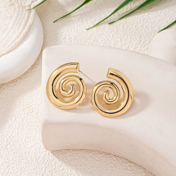 Women's Retro Geometric Metal Shellshaped Long Drop Earrings With Bold Statement Design