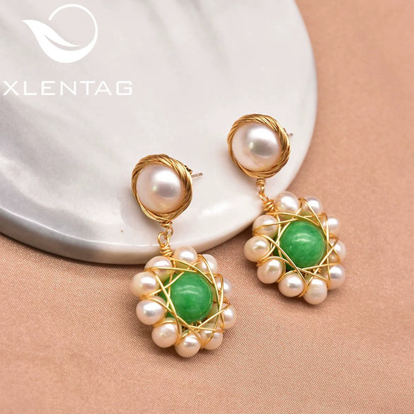 Women's Retro Geometric Pearl Earrings With Crystal Inlay And Freshwater Round Pearl Electroplated Statement Jewelry