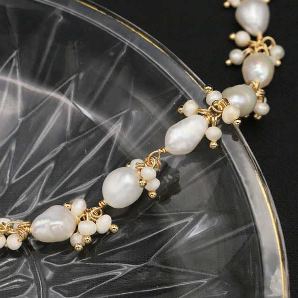 Women's Retro Geometric Pearl Necklace With Electroplating Treatment