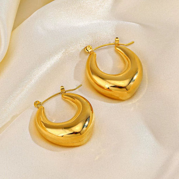 Women's Retro Geometric Stainless Steel U Shaped Gold Plated Earrings