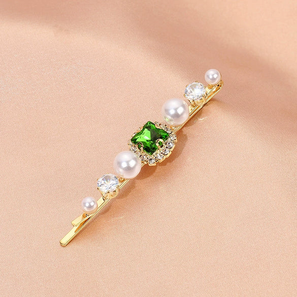 Women's Retro Green Rhinestone Hair Side Clip With Pearl Accent Sweet Cool Animal Inspired Hair Accessory