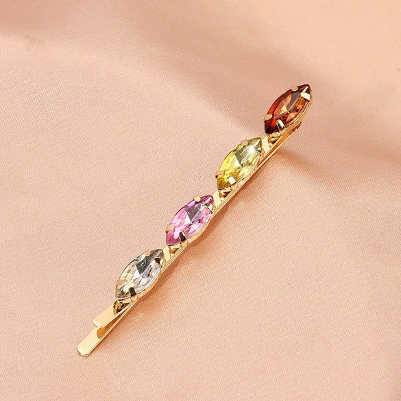Women's Retro Green Rhinestone Hair Side Clip With Pearl Accent Sweet Cool Animal Inspired Hair Accessory