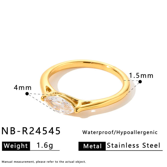 Women's Retro Heart And Geometric Zircon Inlaid Stainless Steel Ring With Gold Plated Finish