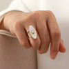 Women's Retro Ins Style Stainless Steel Oval Geometric Inlaid Pearl Ring With Electroplating