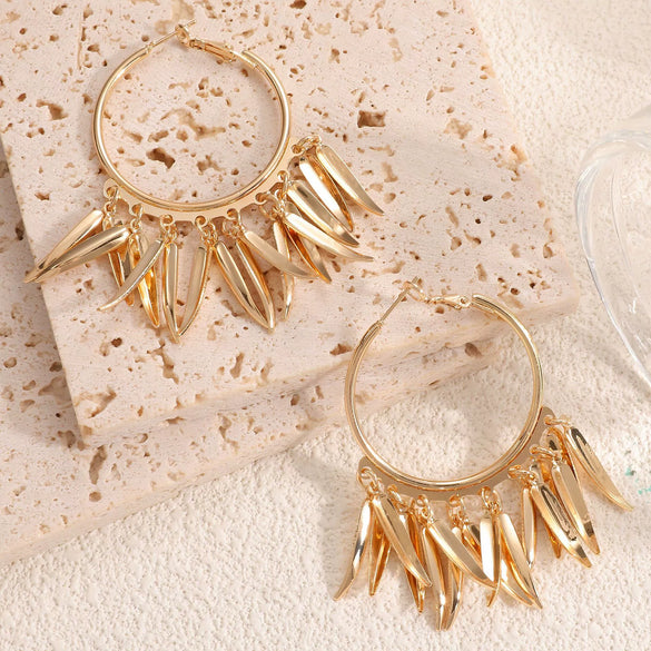 Women's Retro Leaf Earrings With Electroplated Iron Design And Stainless Steel Ear Posts Fashionable Botanical Statement Jewelry