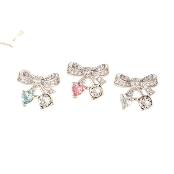 Women's Retro Metal Heart Shape Electroplated Ear Nail