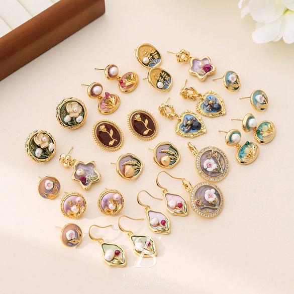 Women's Retro Niche Design Freshwater Pearl Copper Earrings With Heart Shape Flower Leaf Geometric Patterns Electroplated