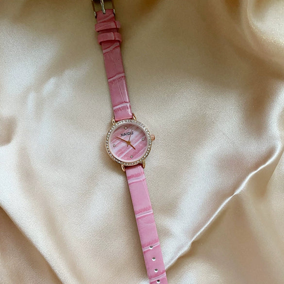 Women's Retro Simple Light Luxury Watch With Alloy Case Crystal Diamond And Small Disc Design
