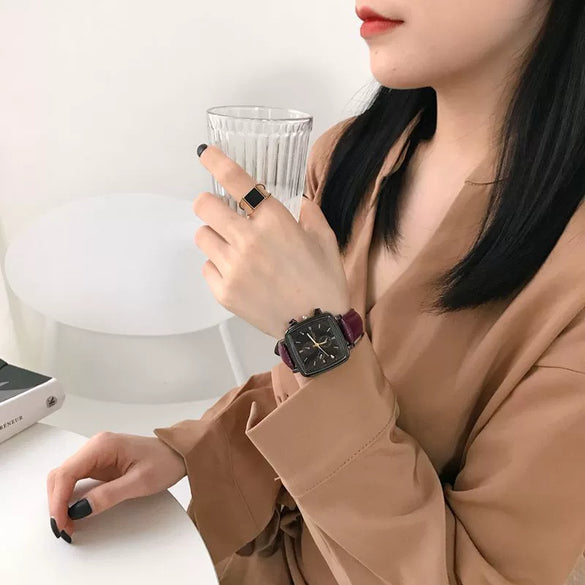 Women's Retro Simple Square Alloy Case Imitation Leather Strap Stainless Steel Clasp Watch