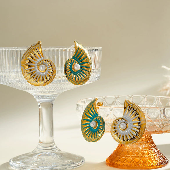Women's Retro Textured Stainless Steel Pearl Earrings With Oil Drip Finish And Exaggerated Conch Geometric Design