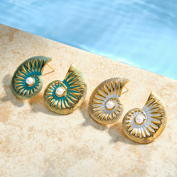 Women's Retro Textured Stainless Steel Pearl Earrings With Oil Drip Finish And Exaggerated Conch Geometric Design
