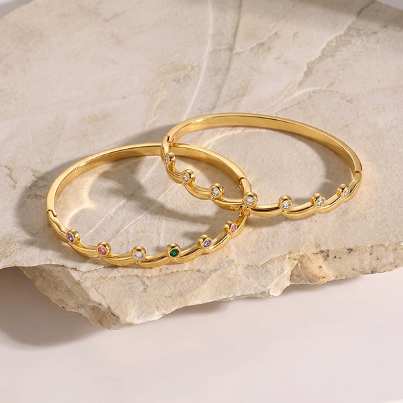 Women's Round Stainless Steel Bracelet With Zircon Inlay Simple Fashionable Design And Colorfast Gold Plated Finish