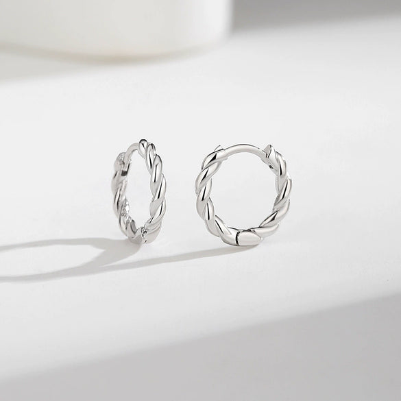 Women's S925 Silver Geometric Twist Ring Earrings With Electroplating