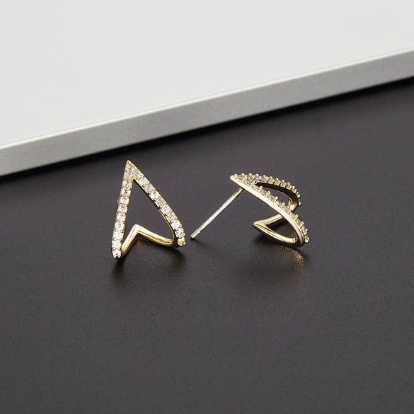 Women's S925 Silver Vshaped Zircon Earrings With Geometric Style And Real Gold Plating