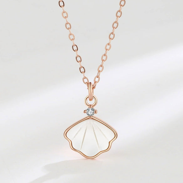 Women's S925 Sterling Silver Clavicle Necklace With White Fritillaria Pendant Simple Light Luxury Style Jewelry Gift