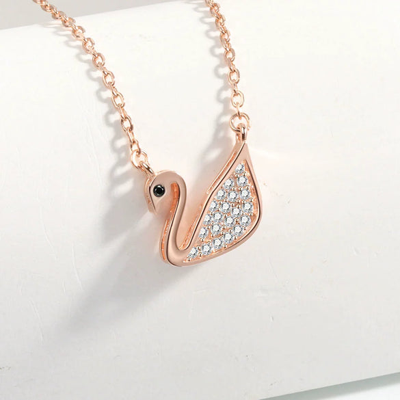 Women's S925 Sterling Silver Electroplated Geometric Swan Pendant Necklace Elegant Fashion Clavicle Chain