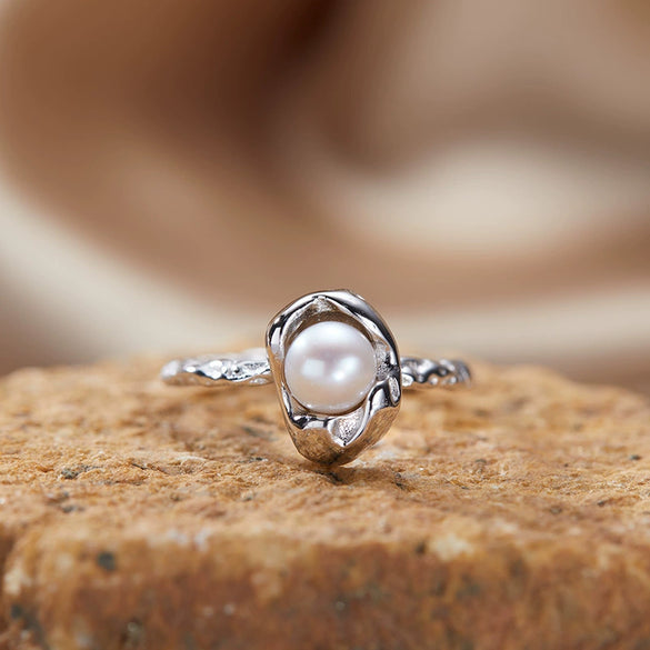 Women's S925 Sterling Silver Freshwater Pearl Ring With Geometric Ushaped Pattern Set With Gems Plated With 18K Gold