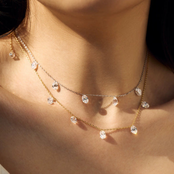Women's S925 Sterling Silver Geometric Eggshaped Pendant Necklace With Electroplating Clavicle Chain