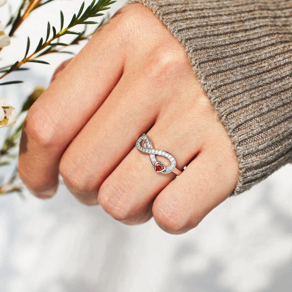 Women's S925 Sterling Silver Geometric Love Ring With Electroplating