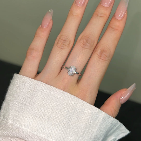 Women's S925 Sterling Silver Geometric Ring With Ice Flower Cut Zircon And Electroplating