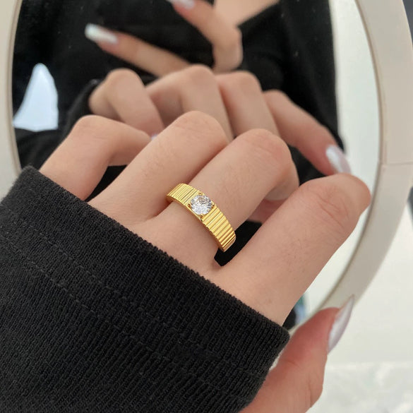 Women's S925 Sterling Silver Heartshaped Geometric Design Electroplated Ring