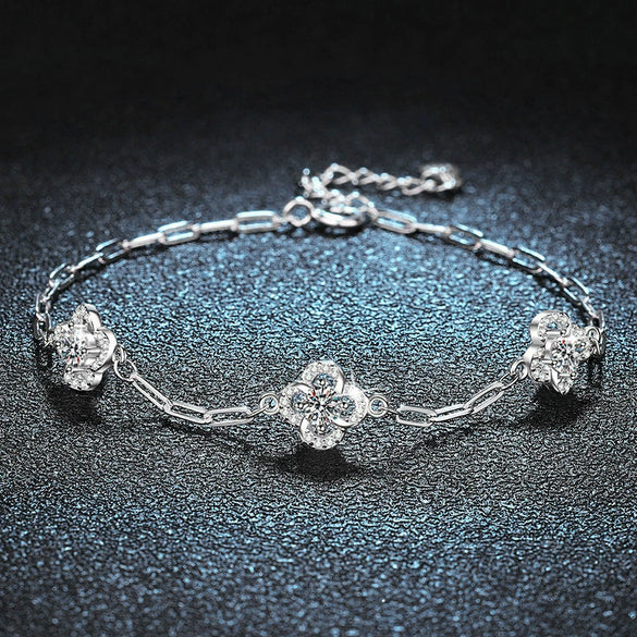 Women's S925 Sterling Silver Moissanite Flower Shaped Set With Diamonds Bracelet