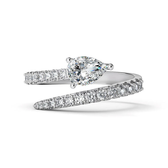 Women's S925 Sterling Silver Snakeshaped Geometric Zircon Inlaid Electroplated Ring