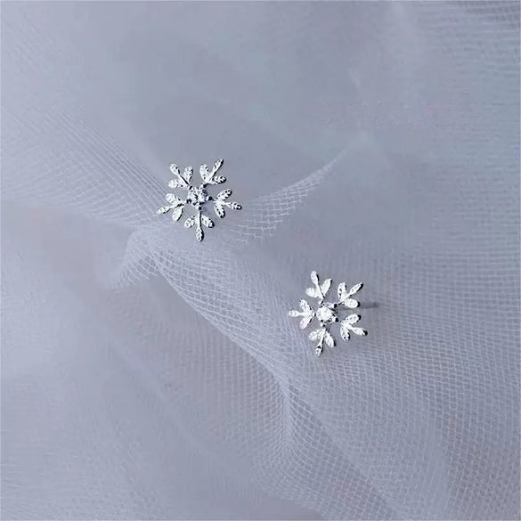 Women's S925 Sterling Silver Snowflake Flower Earrings Light Luxury Geometric Electroplated Fashion Jewelry