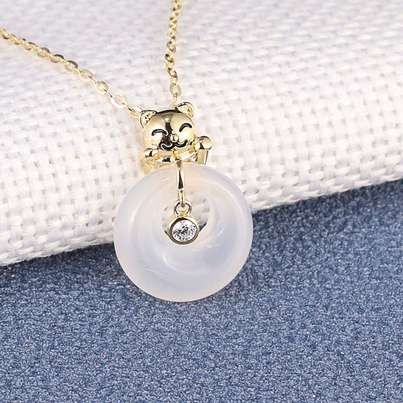 Women's S925 Sterling Silver Zodiac Tiger Pendant Necklace With Chalcedony Cartoon Tiger Design And Light Luxury Gold Tone Clavicle Chain