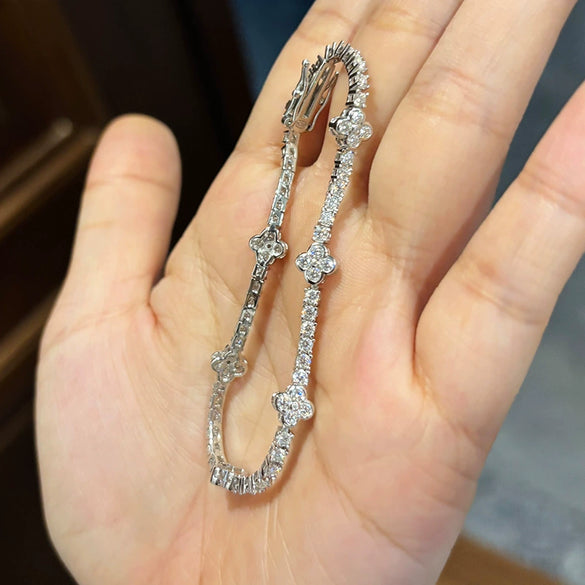 Women's Shining Allmatch Lucky Fourleaf Clover Prismatic Round Sterling Silver Niche Design Light Luxury Bracelet Set With Mosan Diamonds