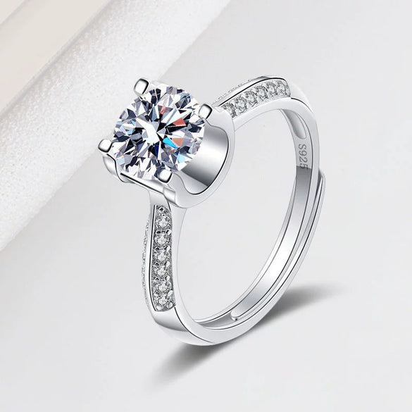 Women's Silver Geometric Moissanite Ring With Electroplating