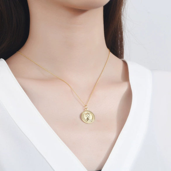Women's Silver Geometric Portrait Round Coin Necklace Copper Electroplating Accessories